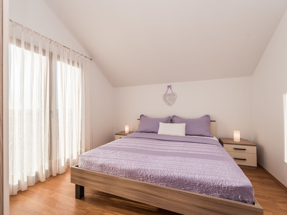 Apartment in Vrsi Near the Sea view 4