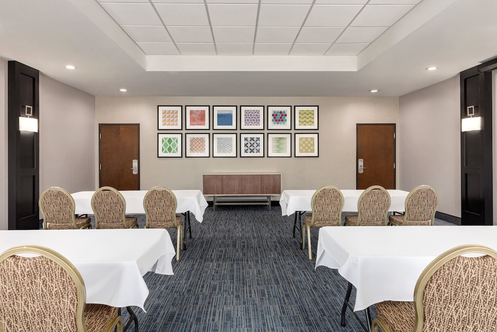 meeting & event spaces