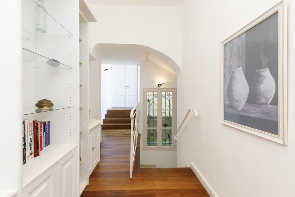 Magnificent Villa With sea View in Theoule sur Mer