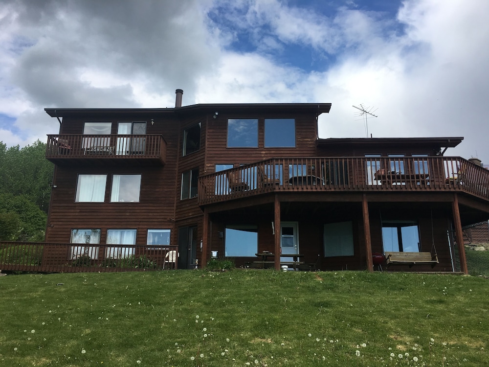 Homer Vacations - Majestic View BB - Property Image 37