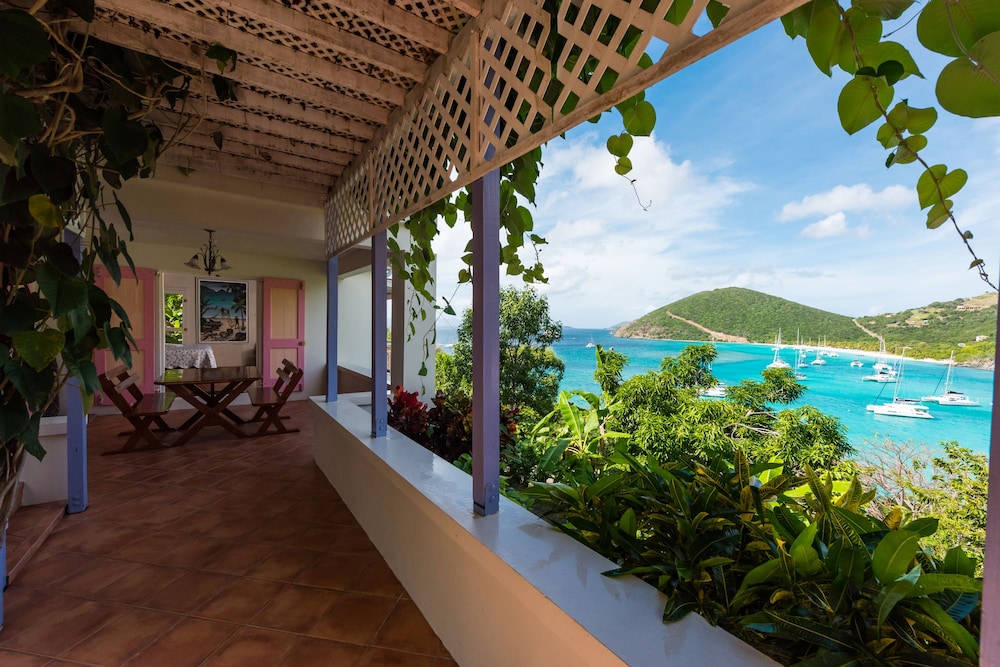 White Bay Villas and Beach Club