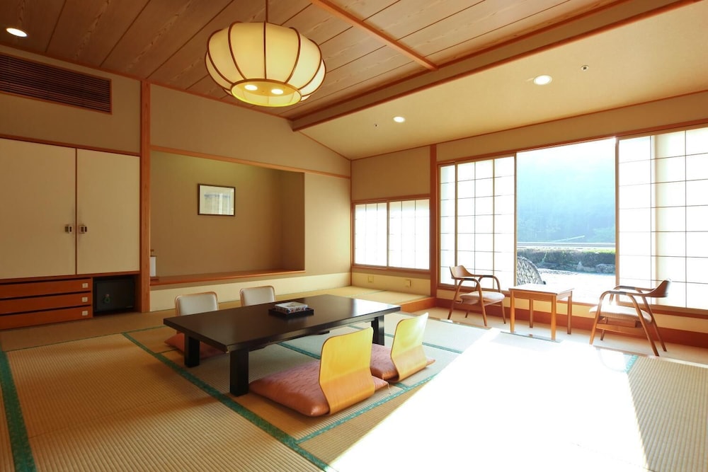Shima Grand Hotel