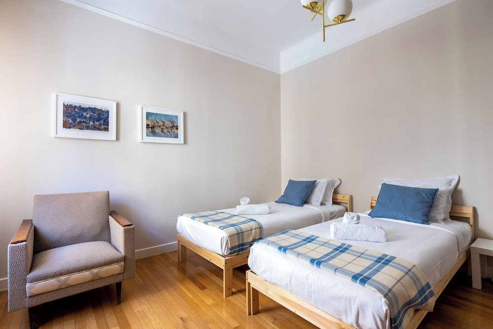 Spark 2-Bedroom Apartment in Athens