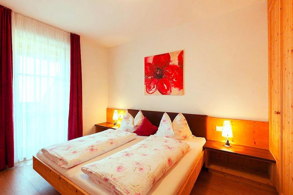Apartment in Dolomites With Pool Access photo 2
