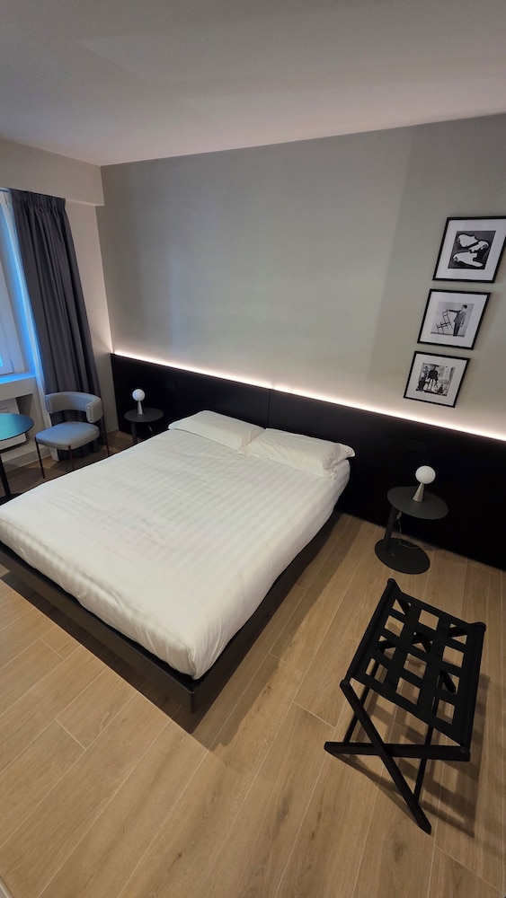 Milano Bene Suites