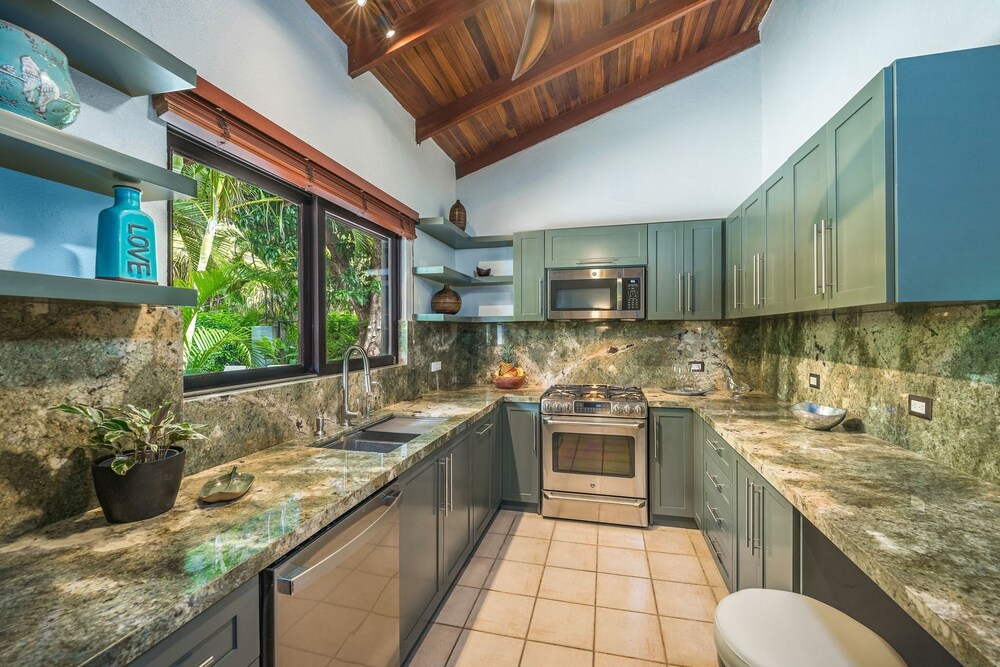 Tropical Retreat - Private Pool, Steps To Beach 2 Bedroom Villa by RedAwning