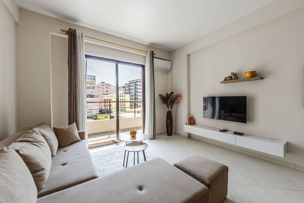 Milk Coffee Apartment