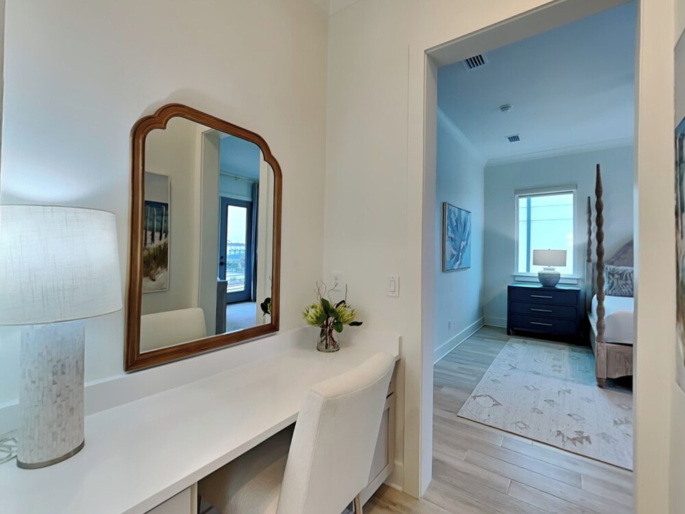 Viviana #10 by Southern Vacation Rentals