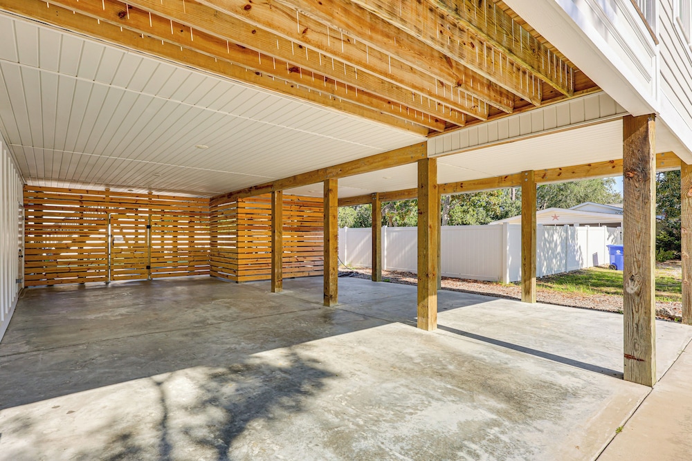 < 1 Mi to Beach: Home w/ Pool in Oak Island!
