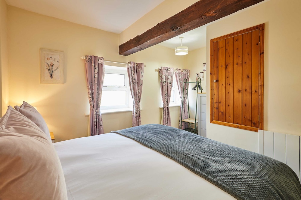 Host Stay Dairy Cottages