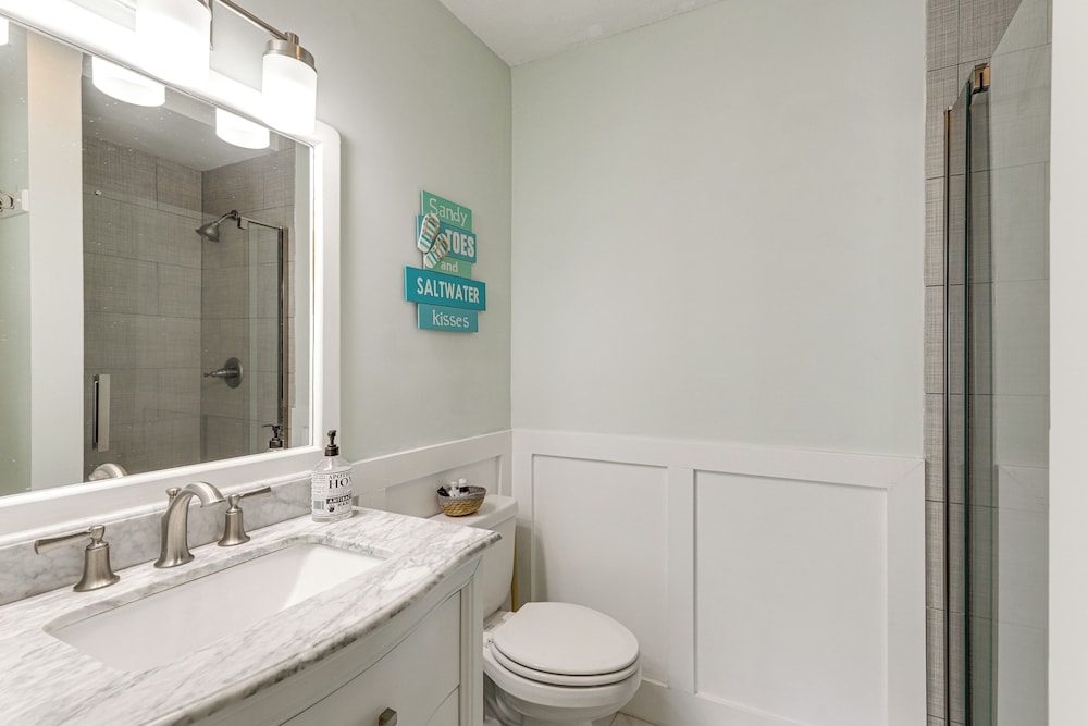 ~ 1 Block to Bethany Beach, Retreat w/ Pool Access
