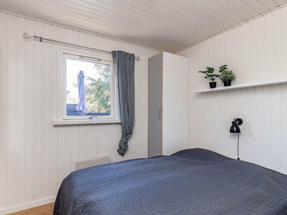 6 Person Holiday Home in Hirtshals-by Traum