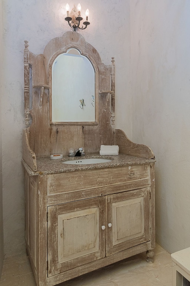 Photo 32