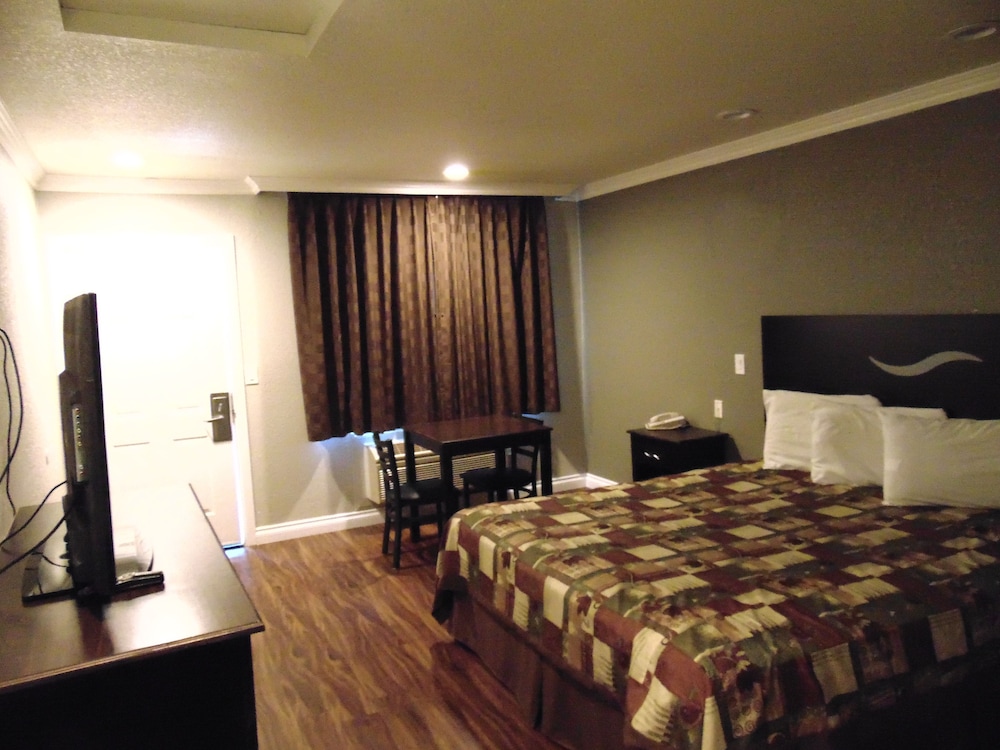 West Coast Inn - Near Gem Theatre, Bild 28