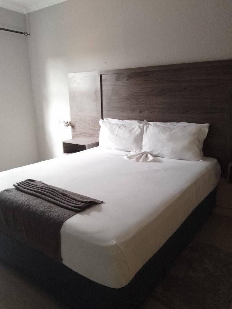 New View Luxury Inn