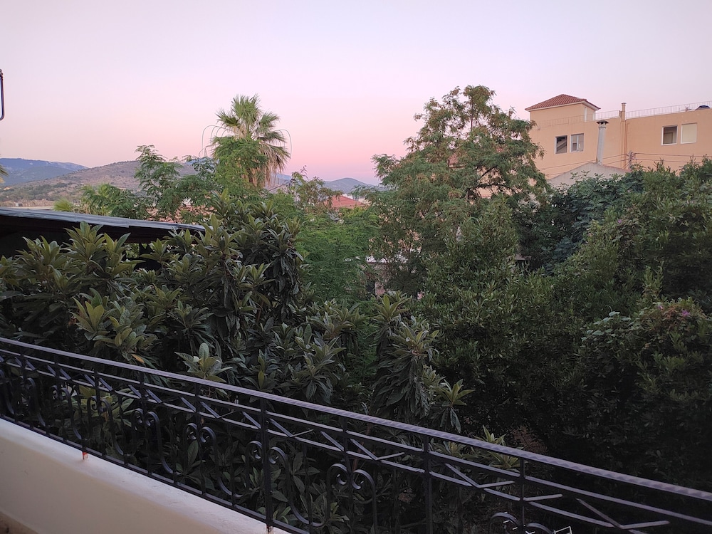 Yasemi en Kefalonia — balance & terrace
