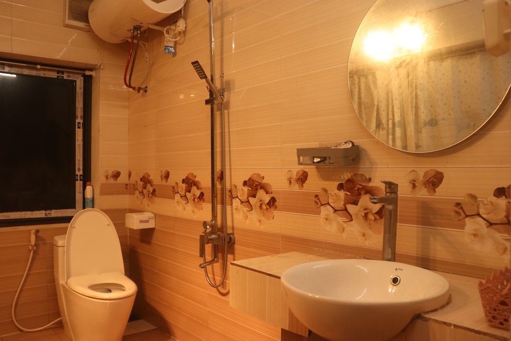 Atash Eco Village Homestay Van Hoi