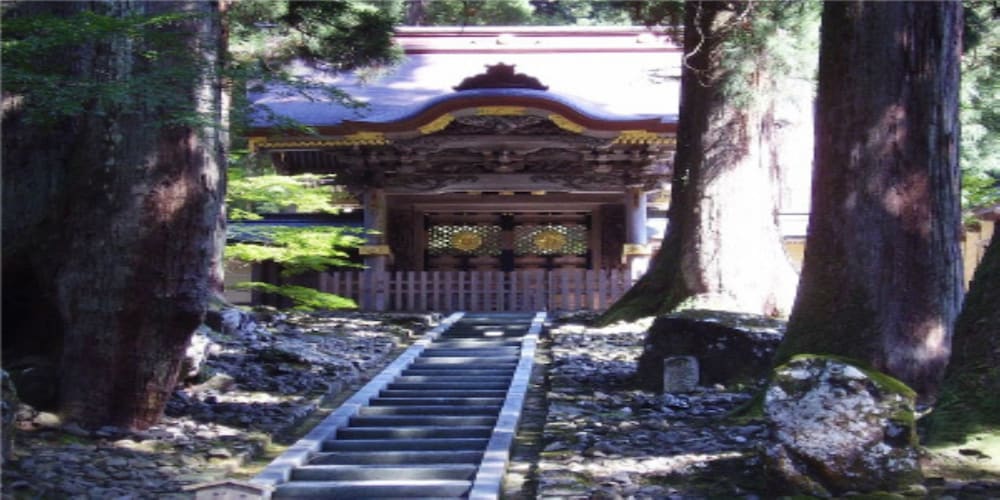 Yamanaka Spa Hanatsubaki