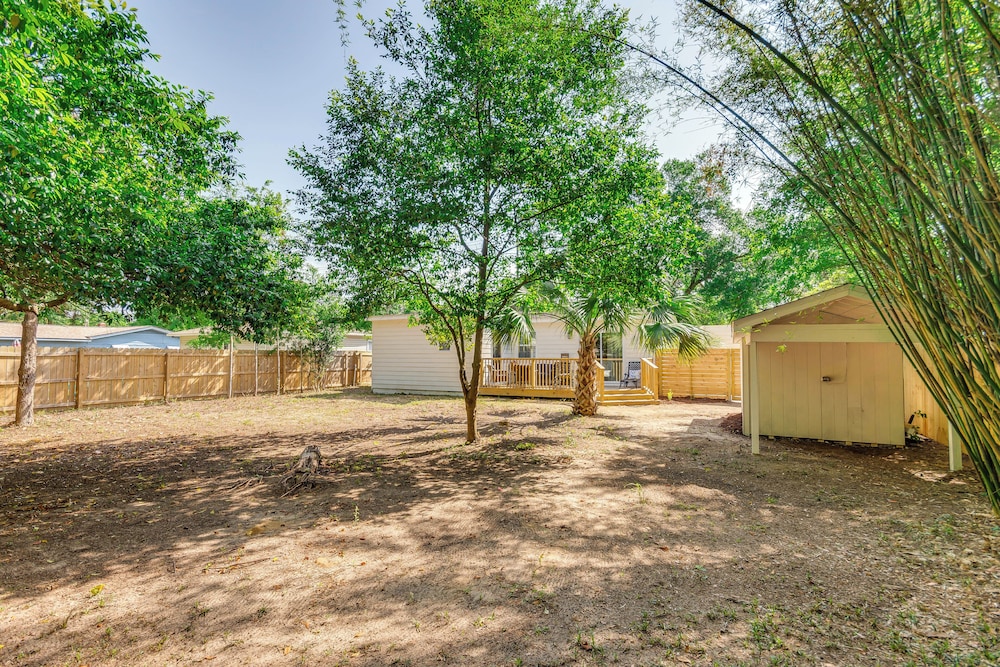 3 Mi to Dtwn Entertainment: Pensacola Family Home!