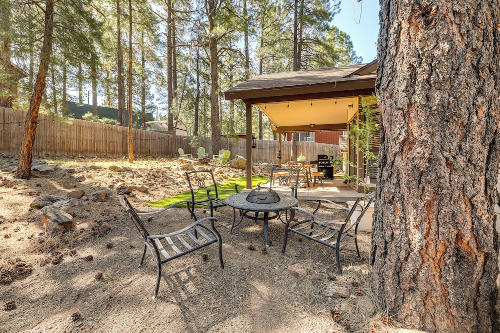 Grill & Games: Family-friendly Flagstaff Getaway!
