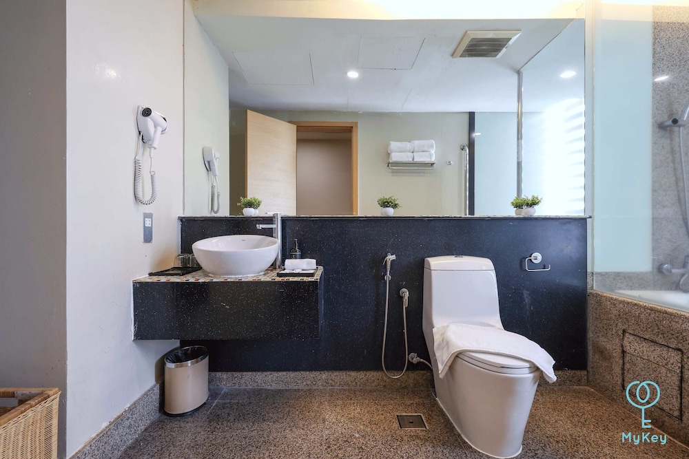 Empire Suite Subang by MyKey