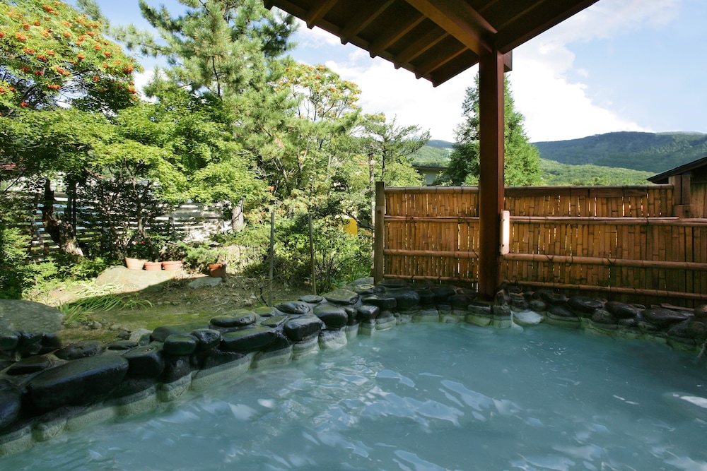 Gokan no Yu Tsuruya