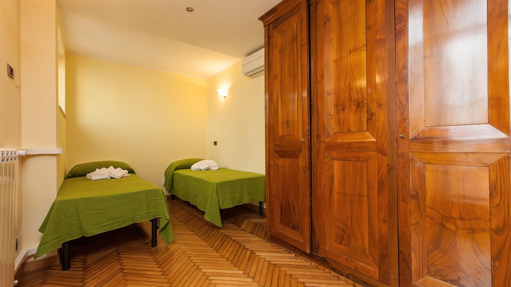 Rental in Rome Navona Penthouse