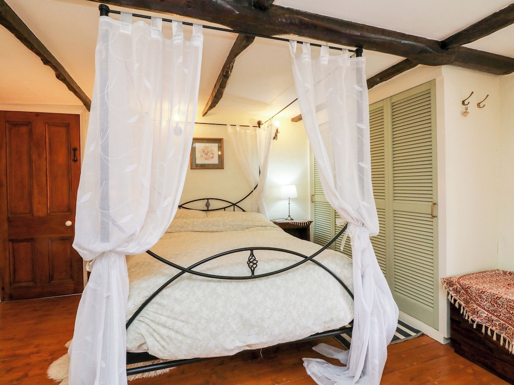 Westgate Cottage view 5