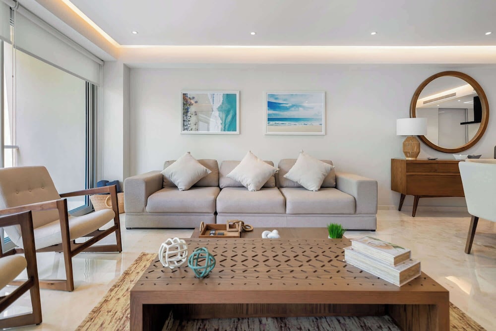 Amazing Condo - Beach Access - Spa - Pool
