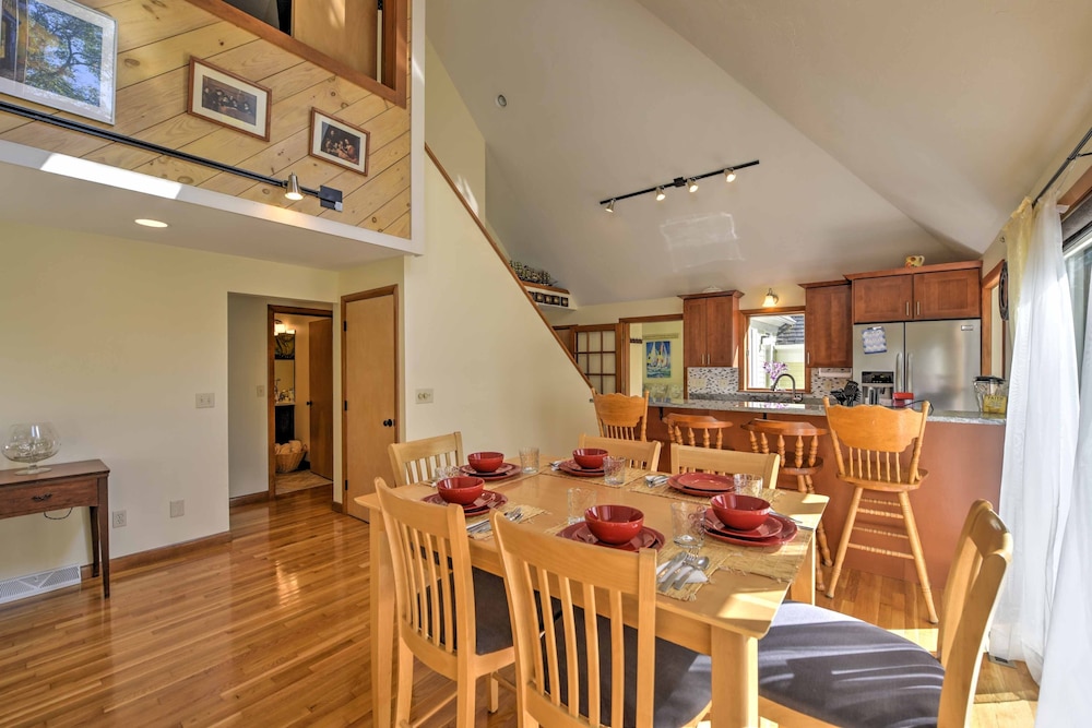 East Falmouth Home w/ Deck & Grill: 4 Mi to Beach!