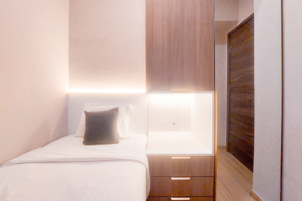 Elegant And Spacious 3Br At Sky House Bsd Apartment