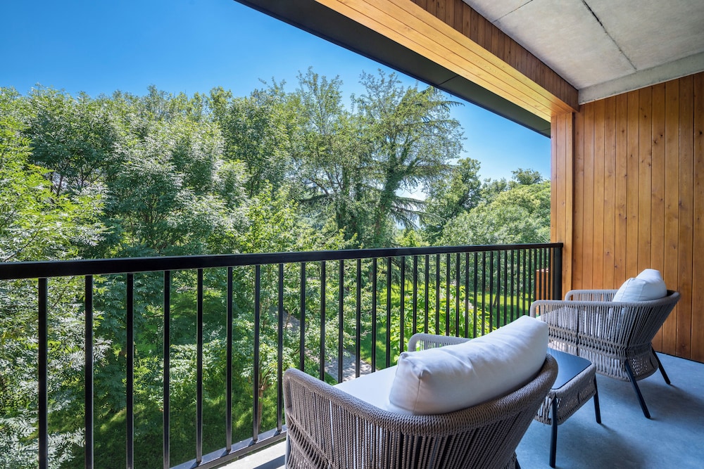 Lopota Lake Resort & Spa