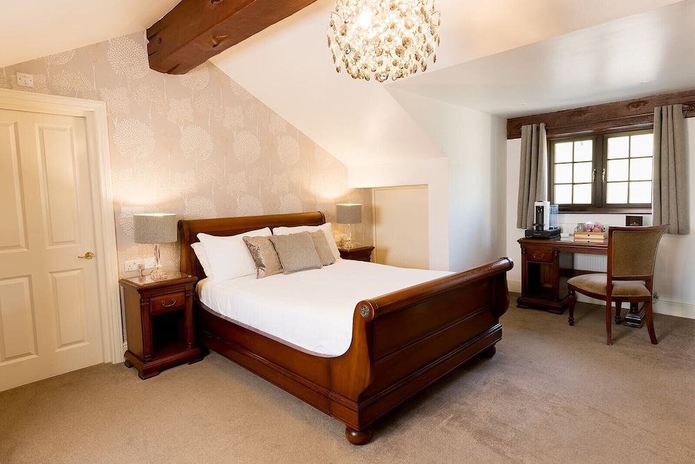 Pack Horse Inn view 4