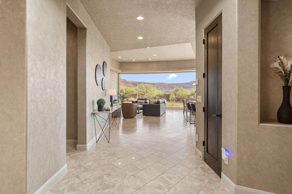 Escape To Entrada 4 Bedroom Home