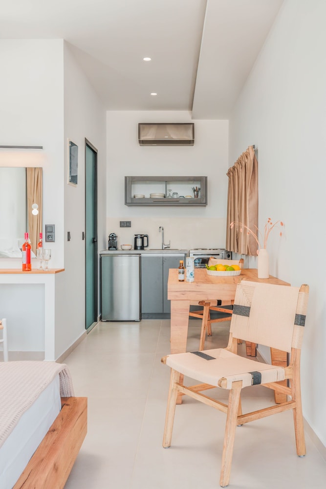 Plakakia Luxury Apartments