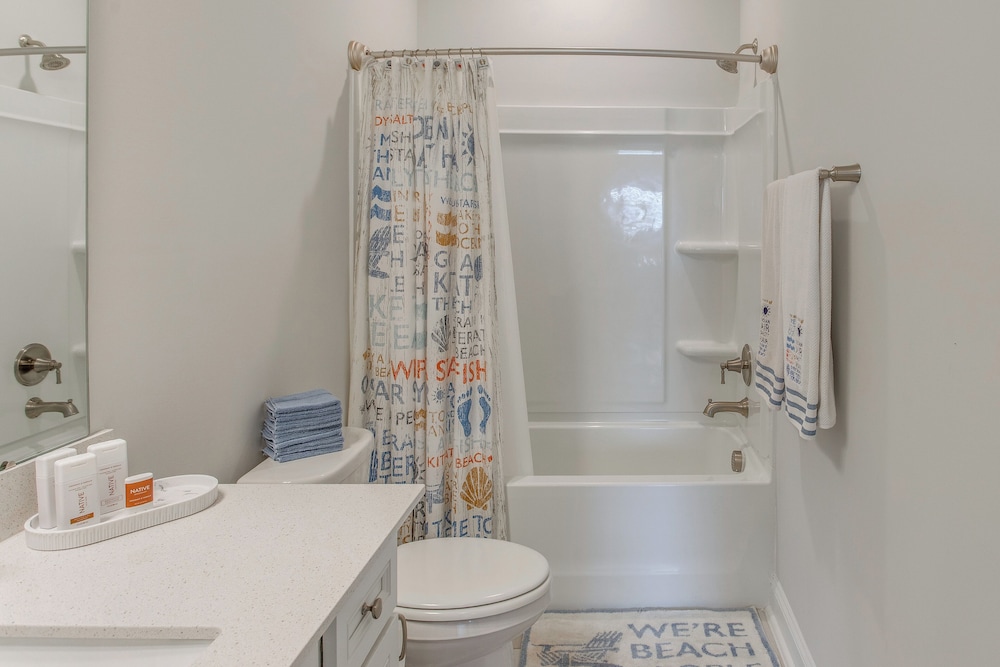 Barefoot Resort Golf Getaway: Pool + Beach Shuttle
