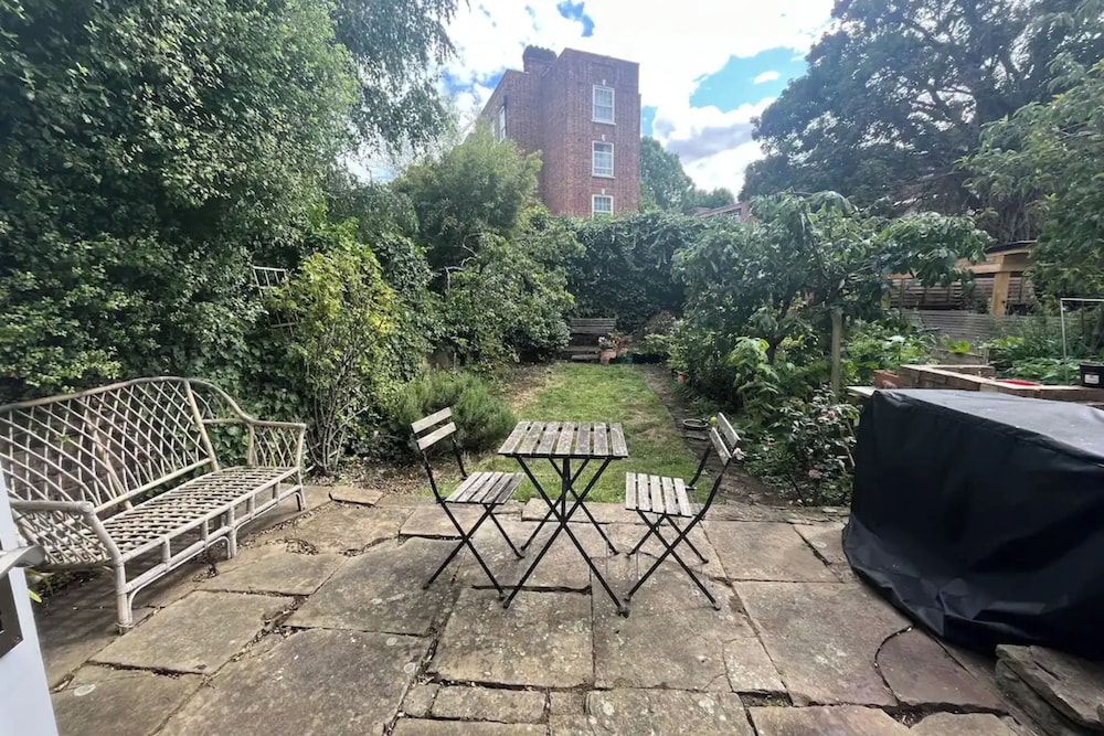 Beautiful 1BD Flat With Garden - Kentish Town