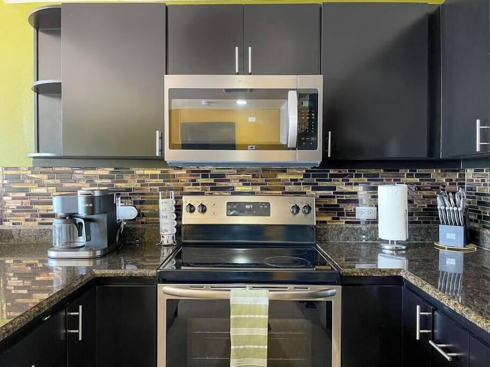 Upscale Ocean View Condo Close to it all Great