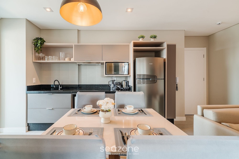 MHF II Apts Variados em Prédio com Vista para o Mar em Itapema