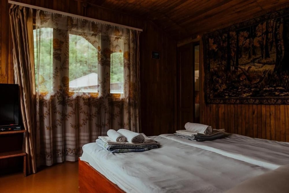 IRIS mini hotel