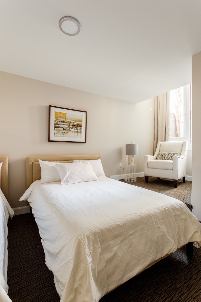 Parc Avenue Lofts