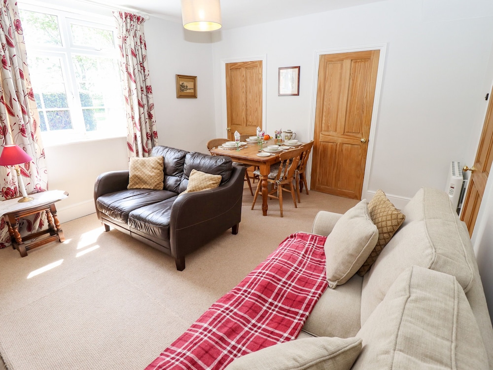 East Farm Cottage