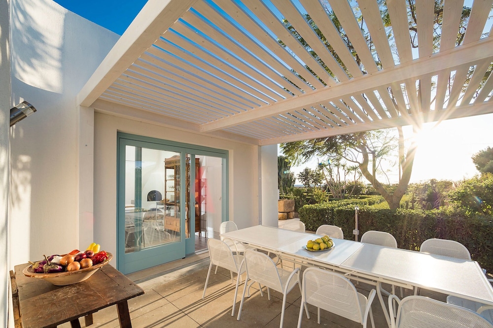 Villa in Trapani With Private Pool & Near Sea