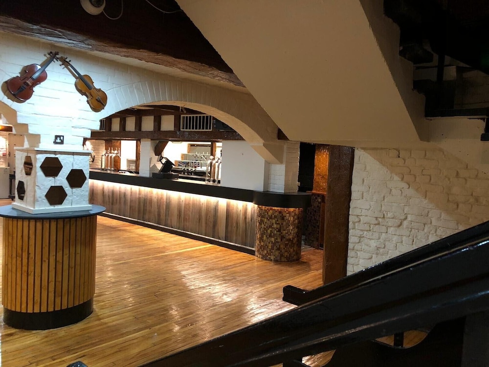 Walsall Vacations - Metro Inns Walsall - Property Image 6
