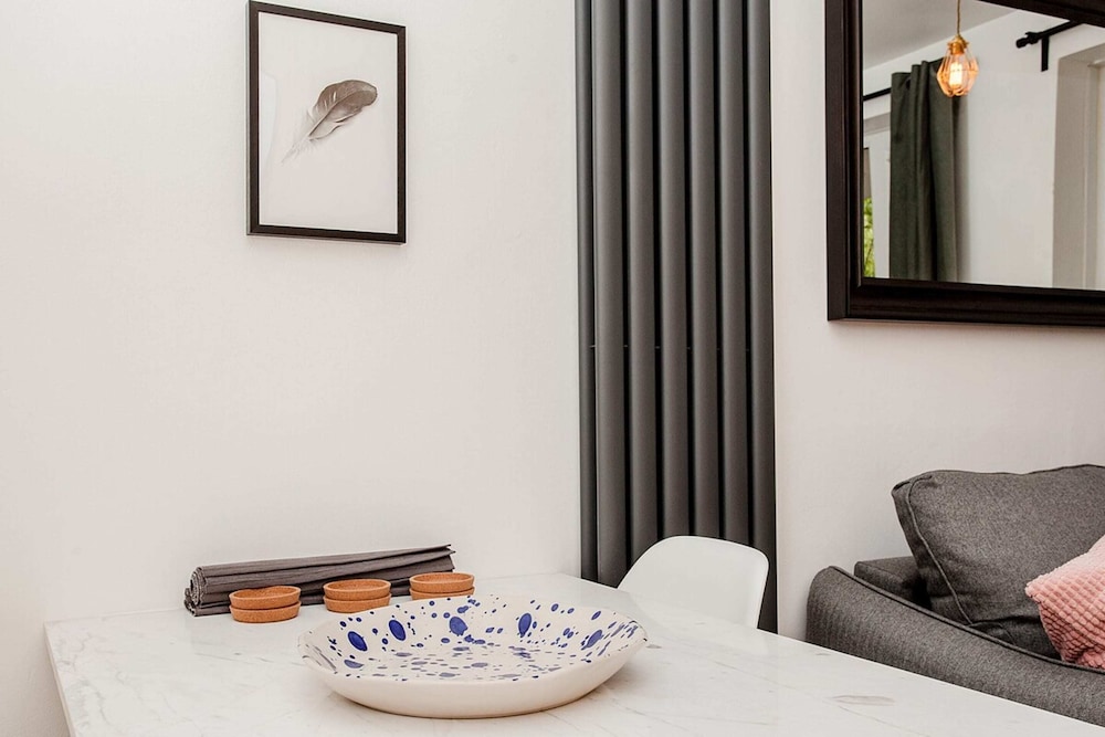 Modern Central 1 Bed in Clerkenwell - sleeps 4