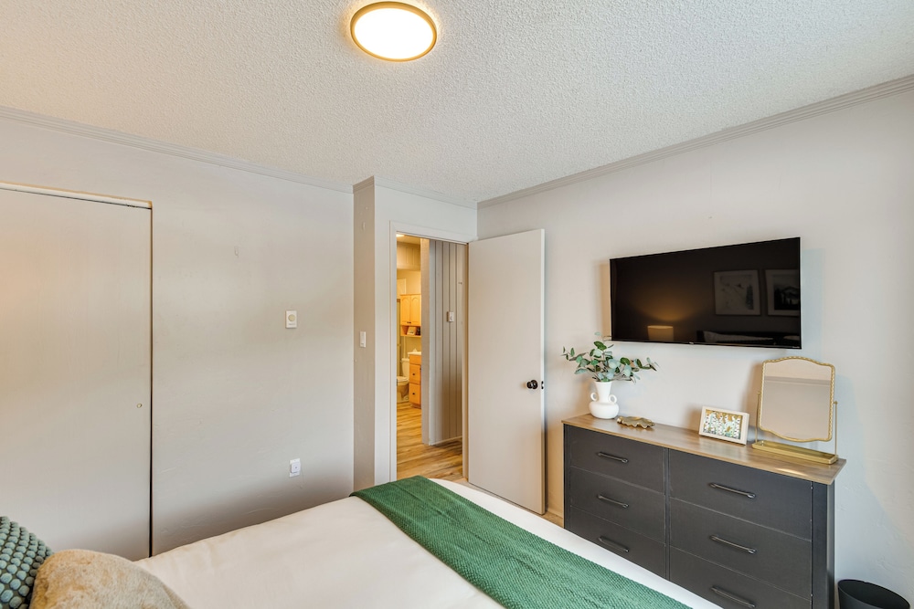 Breckenridge Area Condo w/ Mountain Views