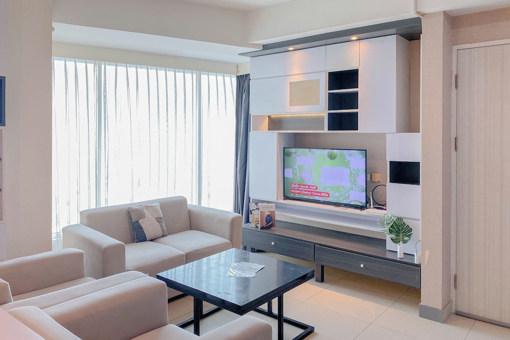 Nice And Elegant 2Br At Grand Kamala Lagoon Apartment