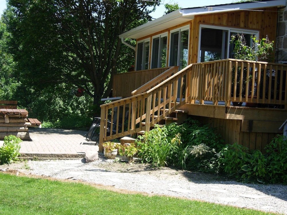 Koch Haus Bed & Breakfast