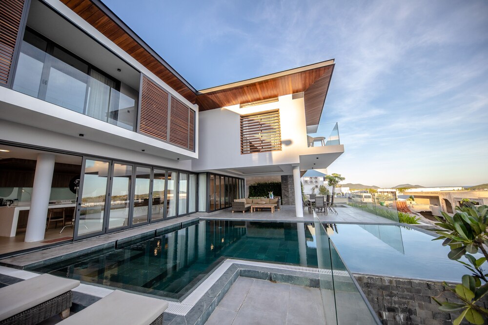 Acqua Villa Nha Trang