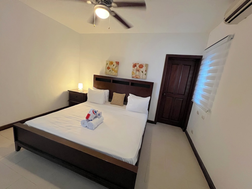 TROPICAL VILLAS playa LOS CORALES